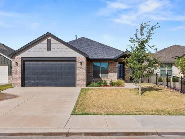 135 Buckingham Ave, Wolfforth, TX 79382
