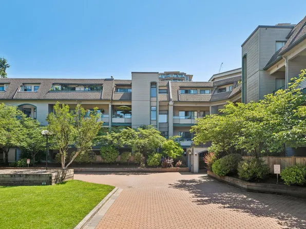 2925 Glen Dr #409, Coquitlam, BC V3B 7H9