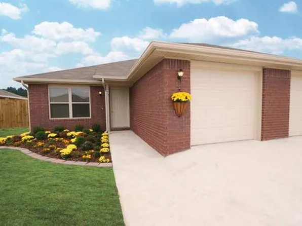 Plantation Laura, 109 E Laura St #278a89d01, Rogers, AR 72758