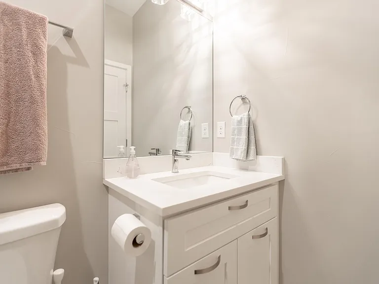 1262 N Yates St #4 — Photo 16