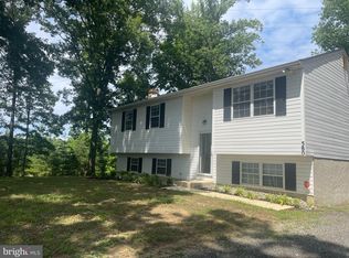 380 Sollers Wharf Rd, Lusby, MD 20657