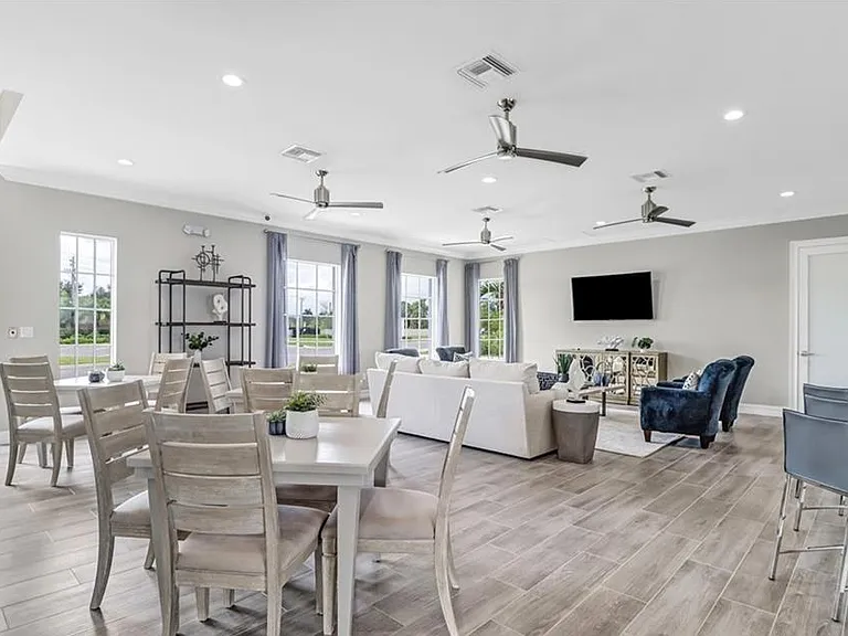 259 Tamarindo Ln — Photo 42