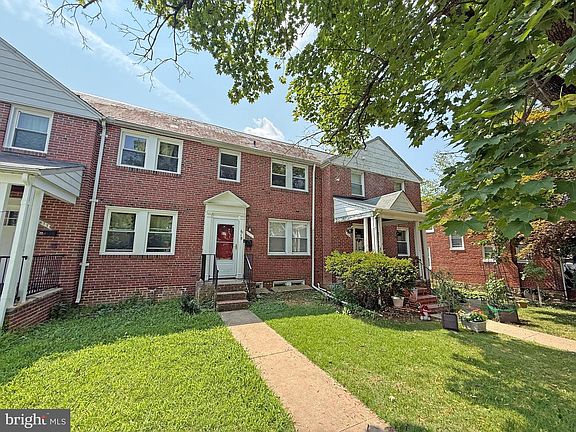 2nd image of 615 Benninghaus Rd
