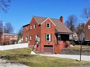 15 Oregon Trl, Bethel Park, PA 15102