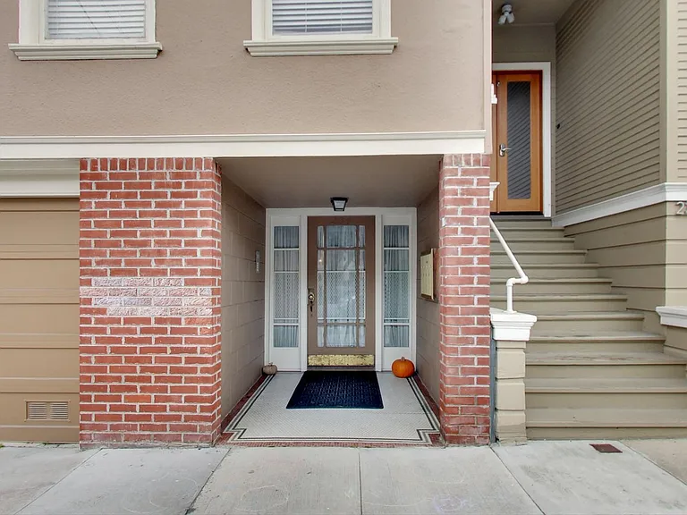 234 17th Ave #4 — Photo 22