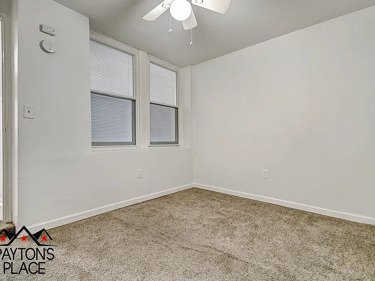324 34th St SE — Photo 9