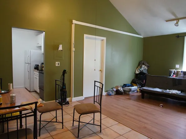 388 S Main St APT 57, Providence, RI 02903
