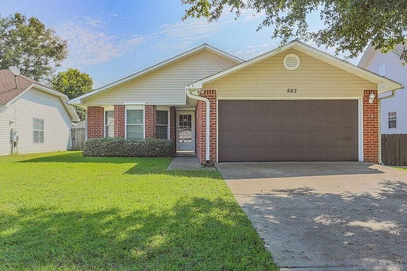 1st image of 562 Desert Oak Dr