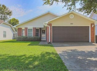 562 Desert Oak Dr, Pensacola, FL 32514
