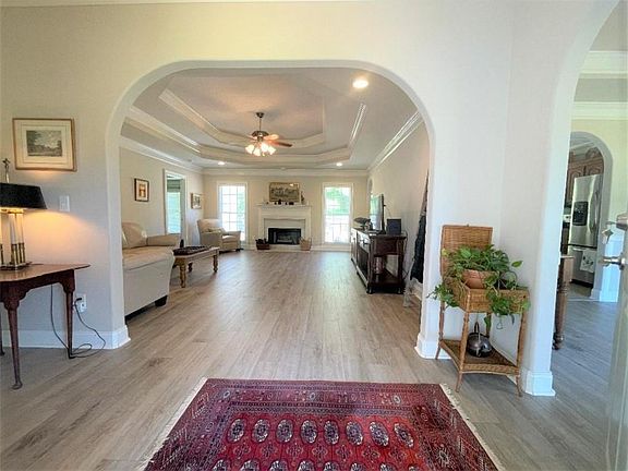 4th image of 215 Lee Road 2109