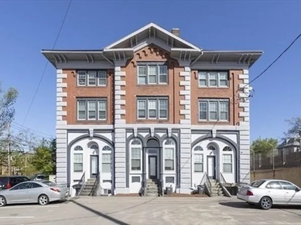 5 Woodworth St #11, Dorchester, MA 02122