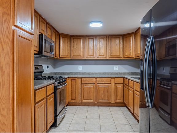 3rd image of 19117 Jacquie Ave
