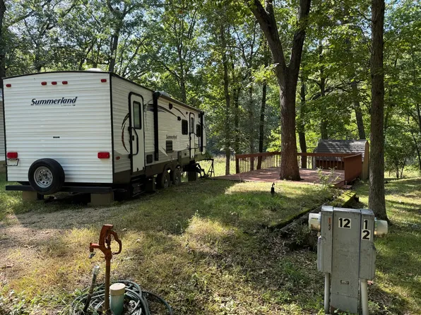 12-13 Woodhaven Lakes, Sublette, IL 61367