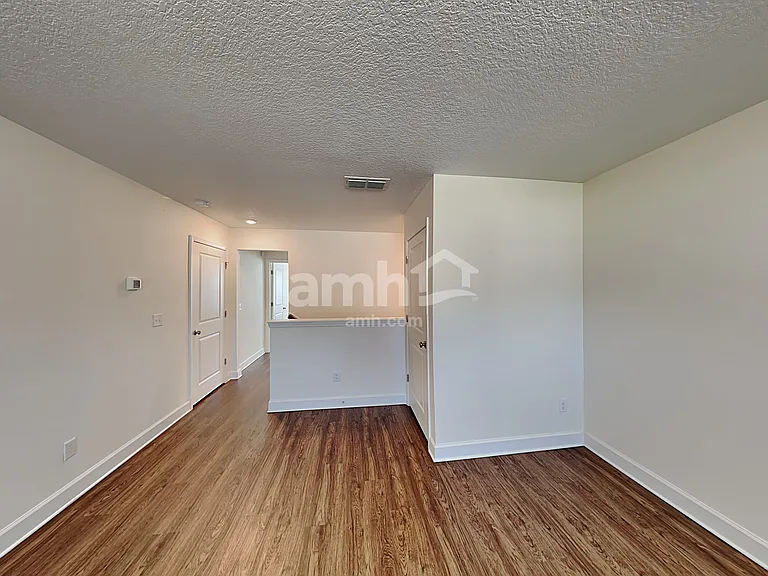 3036 Eagle Bluff Way — Photo 8