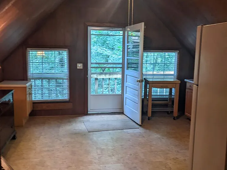 1130 Stoney Brook Ln — Photo 14