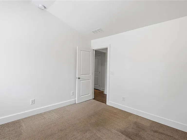 5372 Brooklands Dr — Photo 22