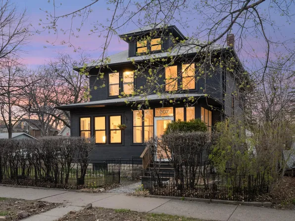 807 Randolph Ave, Saint Paul, MN 55102