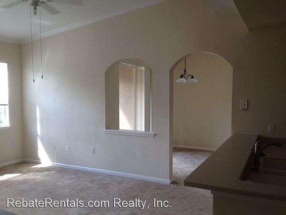 4th image of 10075 N Gate Pkwy #1307