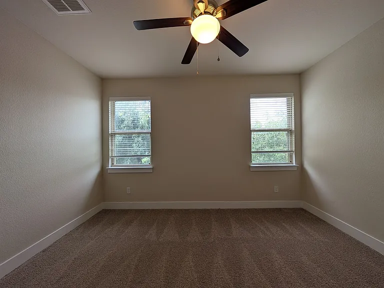 711 Gristmill Dr — Photo 28