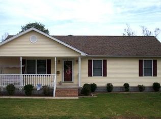 114 N Somerset Ave, Crisfield, MD 21817