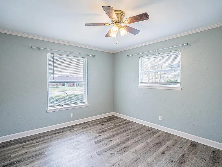 204 Jill Ln — Photo 17