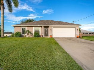 3630 NE 11th Pl, Cape Coral, FL 33909