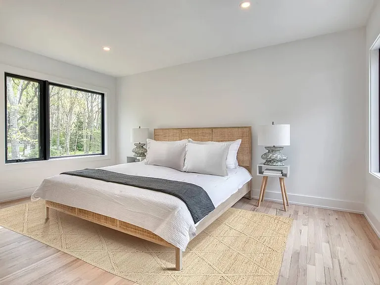 21 Stock Farm Ln — Photo 8