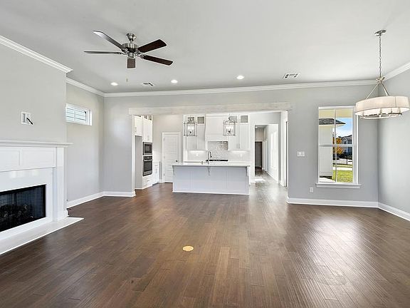 3rd image of 2377 Bradbury Pl Pl