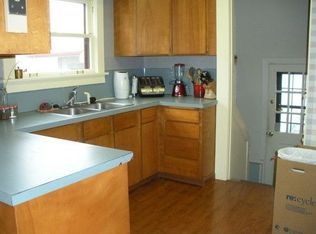 9218 N Chautauqua Blvd, Portland, OR