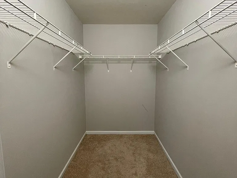 Walkin closet 2