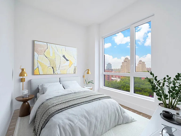 82 4th Ave #8BB — Photo 2