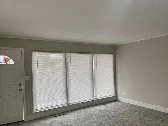 5th image of 10741 Saratoga Ave