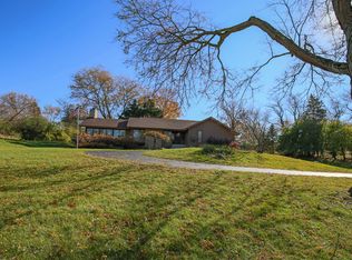 22405 N Bertha Ln, Barrington, IL 60010