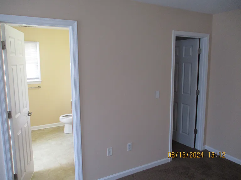 502 Leesburg Dr — Photo 18