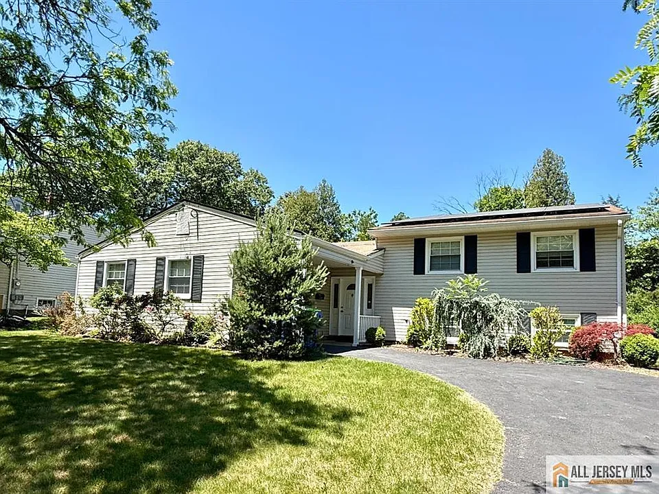 44 Drake Rd