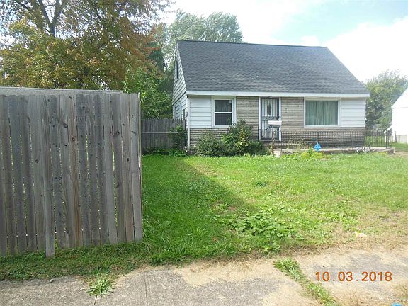 3rd image of 131 N Gladstone Ave