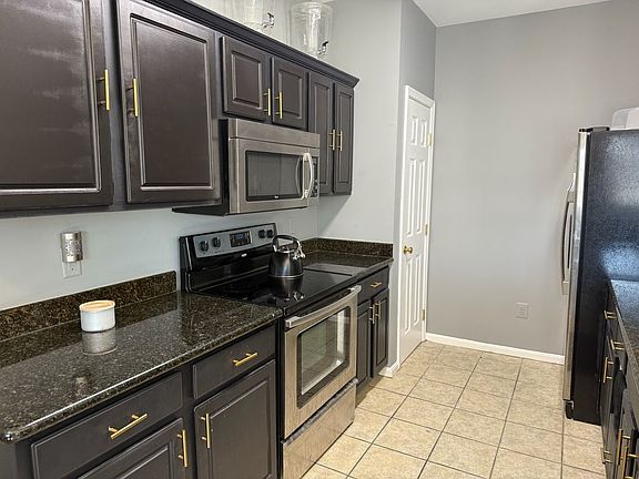 2nd image of 14621 Hampshire Hall Ct