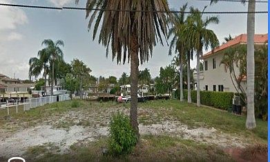 1st image of 2871 NE 18th St