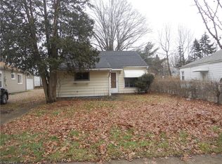 1093 Inman St, Akron, OH 44306