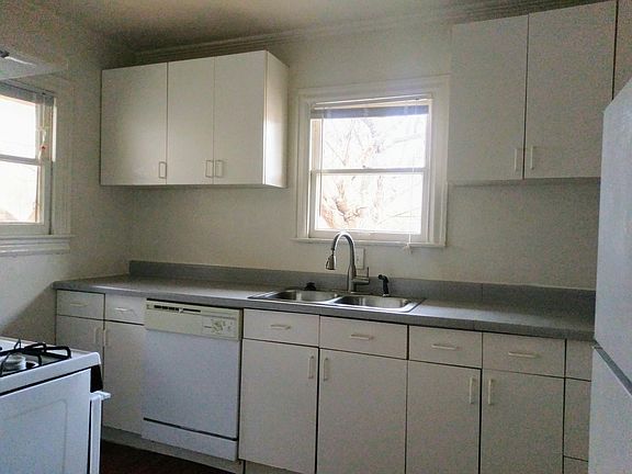 5th image of 3440 Milton Ave APT C