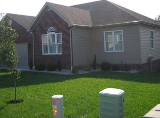 2343 Cedarwood Dr, Maysville, KY 41056