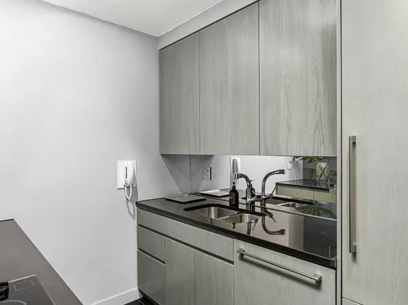 58 West 58th Street image 8 of 17