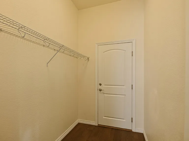 16006 Swan Mountain Dr — Photo 11