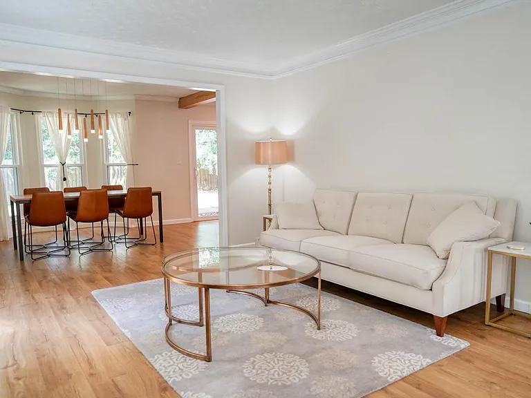 108 Braelinn Ct — Photo 14