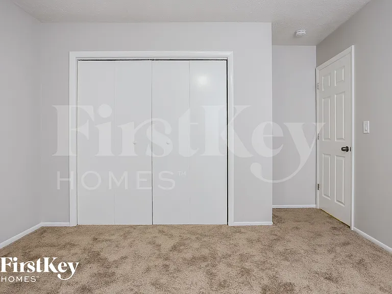 3423 SE 8th Pl — Photo 15