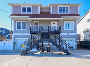 165 Cedar Grove Ave, Staten Island, NY 10306