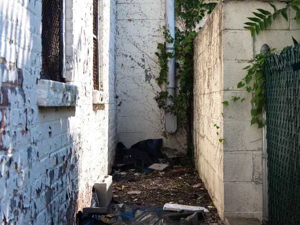 252 Monticello Avenue image 9 of 24