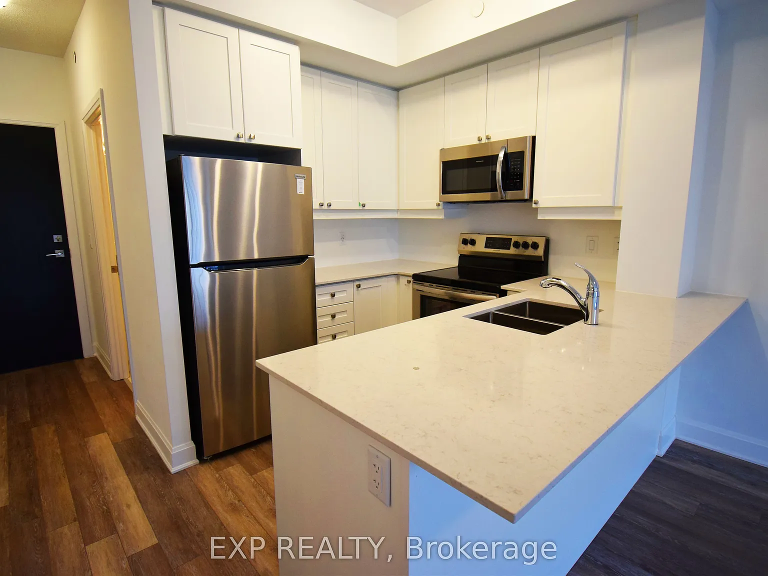 2 bed, $2,200 — Photo 2