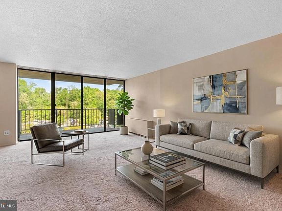 3rd image of 6100 Westchester Park Dr APT 501