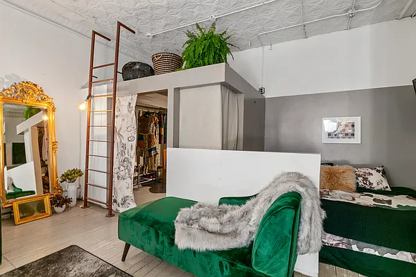 Rented by Douglas Elliman | media 7